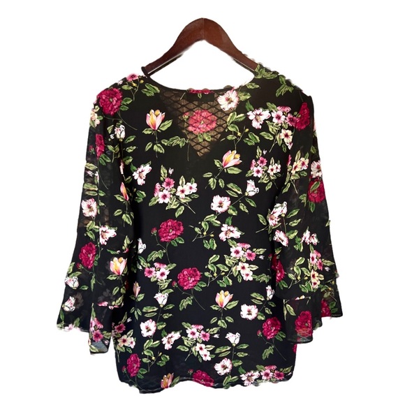 Karl Lagerfeld Blouse. large Black And White Floral. - Picture 2 of 5